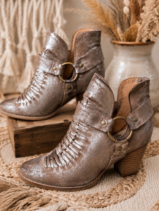 Seychelles Shoes - 🤎 Seychelles "Impossible" Metallic Pewter Leather Fringe Booties | Size 8.5 | B
